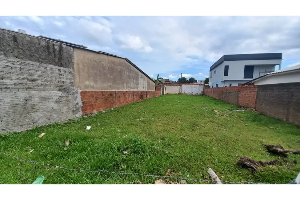 Foto 1 de Terreno / Lote à venda, 330m2 em Fátima, Canoas - RS