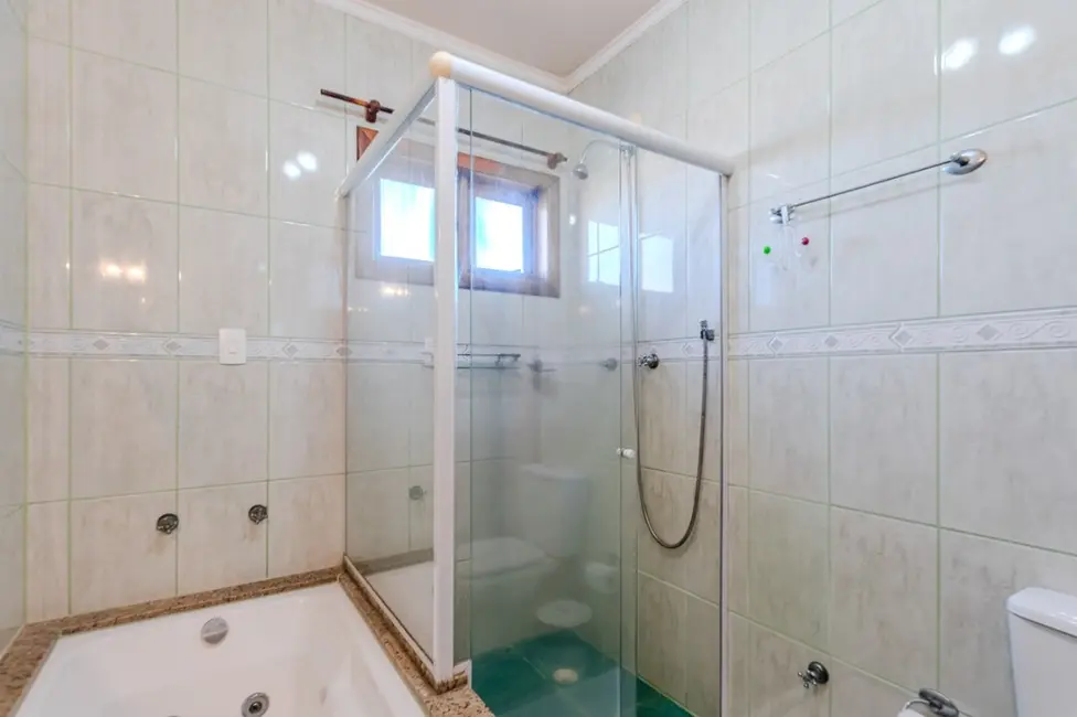 Foto 8 de Casa de Condomínio com 4 quartos à venda, 202m2 em Ipanema, Porto Alegre - RS