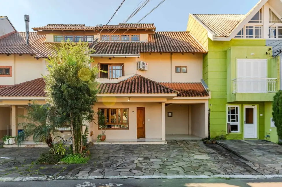 Foto 3 de Casa de Condomínio com 4 quartos à venda, 202m2 em Ipanema, Porto Alegre - RS