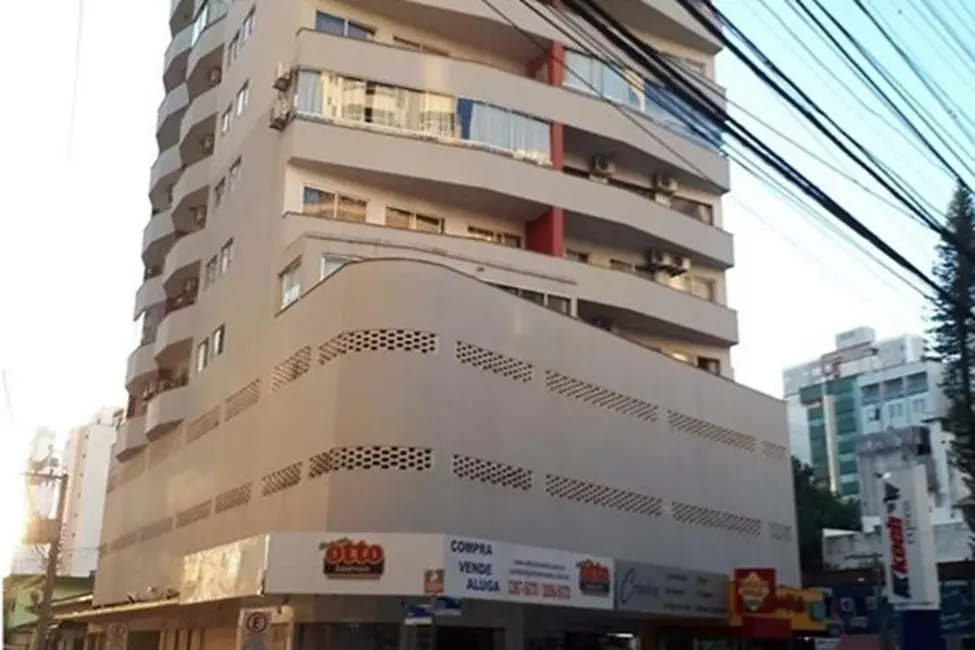 Foto 2 de Apartamento com 3 quartos à venda, 87m2 em Centro, Balneario Camboriu - SC