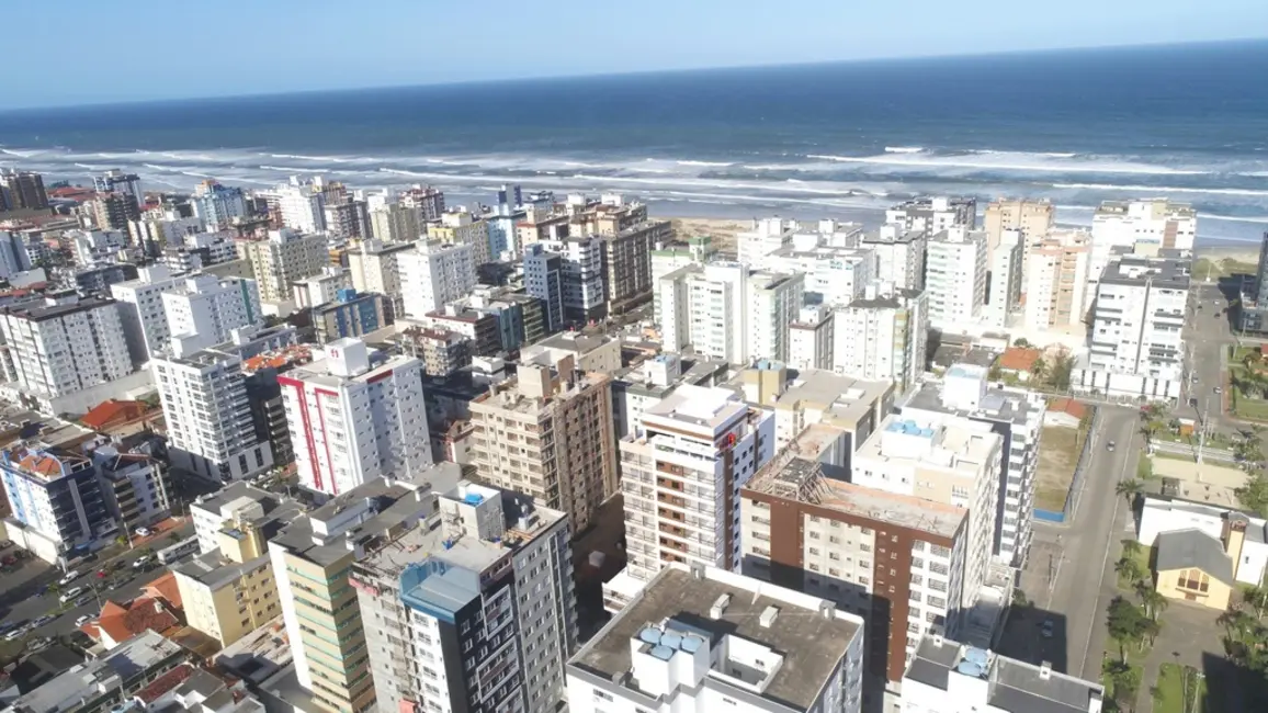 Foto 4 de Apartamento com 3 quartos à venda, 71m2 em Capao Da Canoa - RS