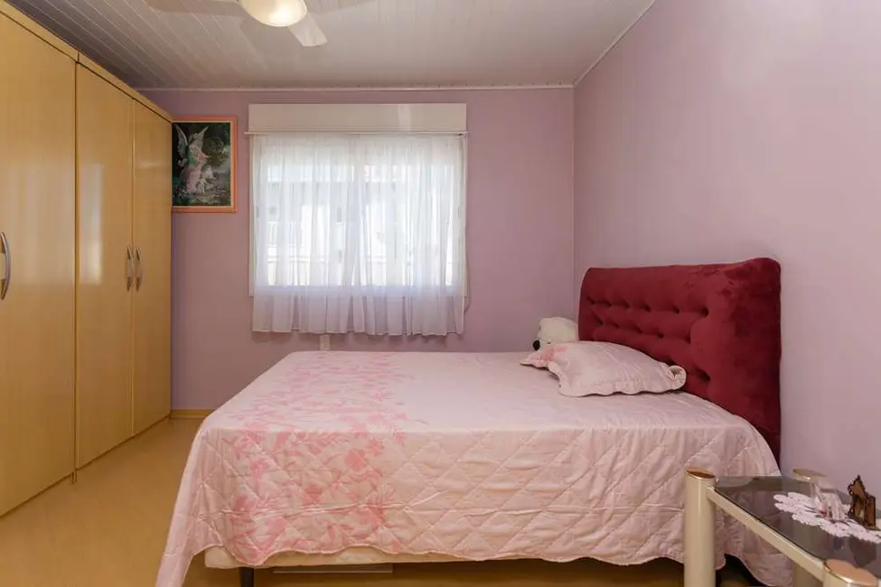 Cobertura com 2 quartos à venda, 80m2 em Passo da Areia, Porto Alegre - RS - imagem 8 Foto 8 de Cobertura com 2 quartos à venda, 80m2 em Passo da Areia, Porto Alegre - RS