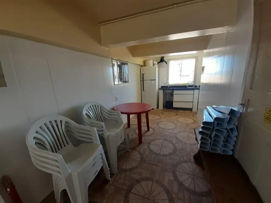 Apartamento com 1 quarto à venda, 34m2 em Centro Histórico, Porto Alegre - RS - imagem 4 Foto 4 de Apartamento com 1 quarto à venda, 34m2 em Centro Histórico, Porto Alegre - RS