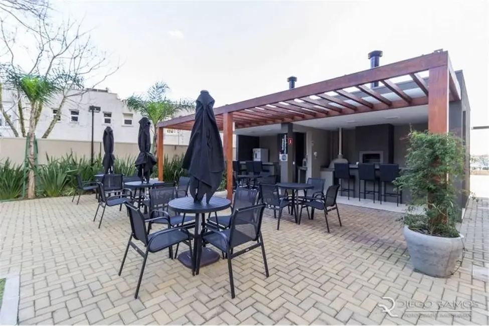 Apartamento com 3 quartos à venda, 75m2 em Jardim Carvalho, Porto Alegre - RS - imagem 9 Foto 9 de Apartamento com 3 quartos à venda, 75m2 em Jardim Carvalho, Porto Alegre - RS