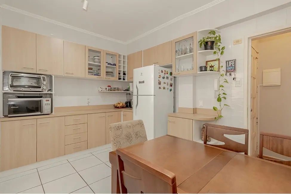 Foto 9 de Apartamento com 3 quartos à venda, 89m2 em Rio Branco, Porto Alegre - RS