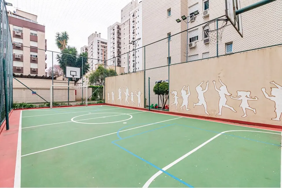 Apartamento com 3 quartos à venda, 74m2 em Passo da Areia, Porto Alegre - RS - imagem 9 Foto 9 de Apartamento com 3 quartos à venda, 74m2 em Passo da Areia, Porto Alegre - RS