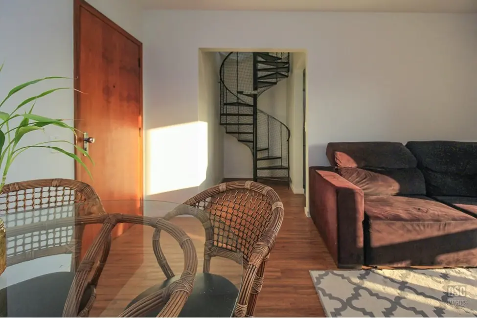 Cobertura com 3 quartos à venda, 169m2 em Tristeza, Porto Alegre - RS - imagem 3 Foto 3 de Cobertura com 3 quartos à venda, 169m2 em Tristeza, Porto Alegre - RS