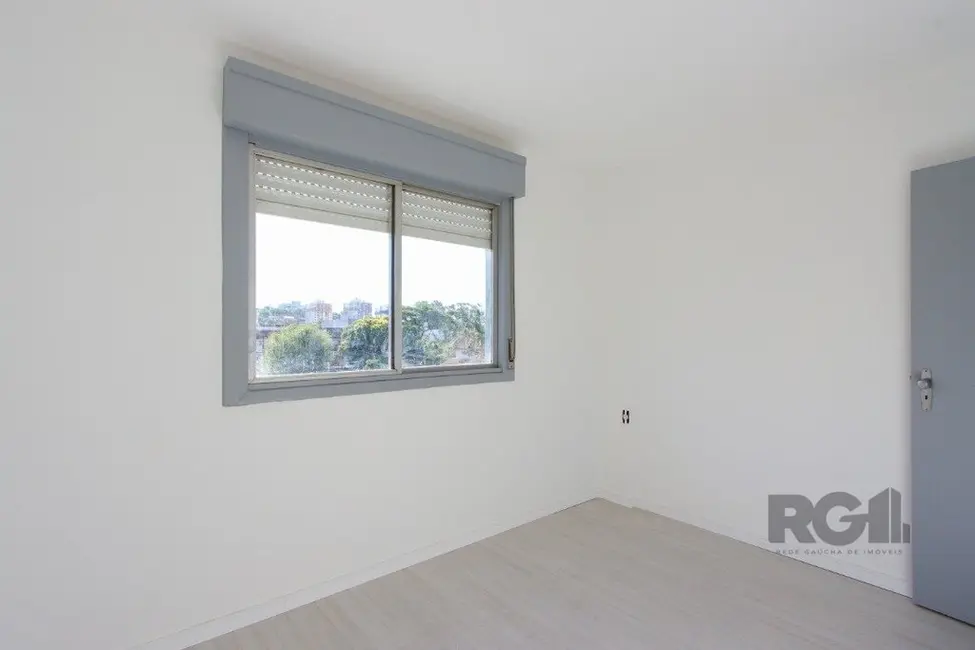 Cobertura com 2 quartos à venda, 110m2 em Camaquã, Porto Alegre - RS - imagem 5 Foto 5 de Cobertura com 2 quartos à venda, 110m2 em Camaquã, Porto Alegre - RS