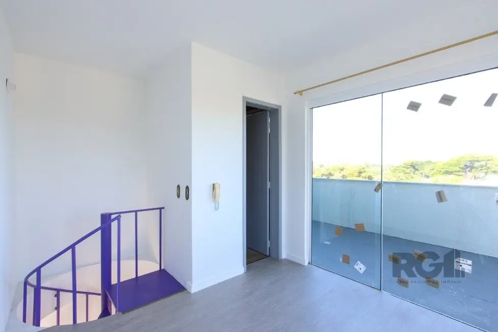 Cobertura com 2 quartos à venda, 110m2 em Camaquã, Porto Alegre - RS - imagem 8 Foto 8 de Cobertura com 2 quartos à venda, 110m2 em Camaquã, Porto Alegre - RS