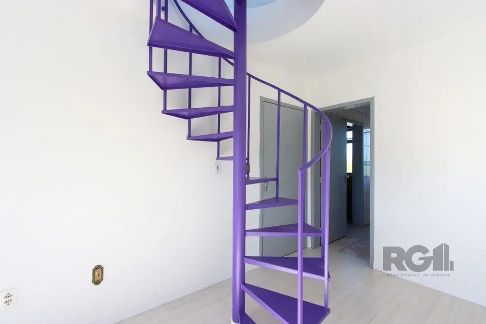 Cobertura com 2 quartos à venda, 110m2 em Camaquã, Porto Alegre - RS - imagem 6 Foto 6 de Cobertura com 2 quartos à venda, 110m2 em Camaquã, Porto Alegre - RS