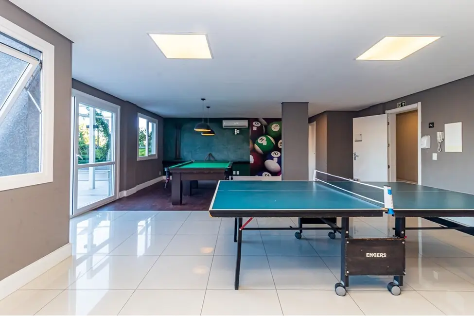 Foto 2 de Apartamento com 3 quartos à venda, 76m2 em São Sebastião, Porto Alegre - RS