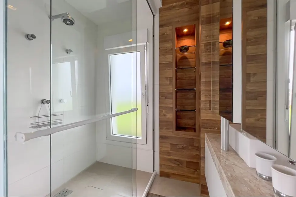 Casa de Condomínio com 5 quartos à venda, 413m2 em Xangri-lá - RS - imagem 3 Foto 3 de Casa de Condomínio com 5 quartos à venda, 413m2 em Xangri-lá - RS