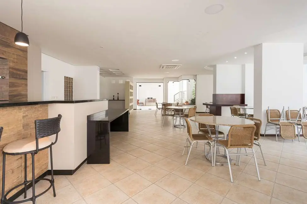 Apartamento com 4 quartos à venda, 149m2 em Centro, Balneario Camboriu - SC - imagem 3 Foto 3 de Apartamento com 4 quartos à venda, 149m2 em Centro, Balneario Camboriu - SC