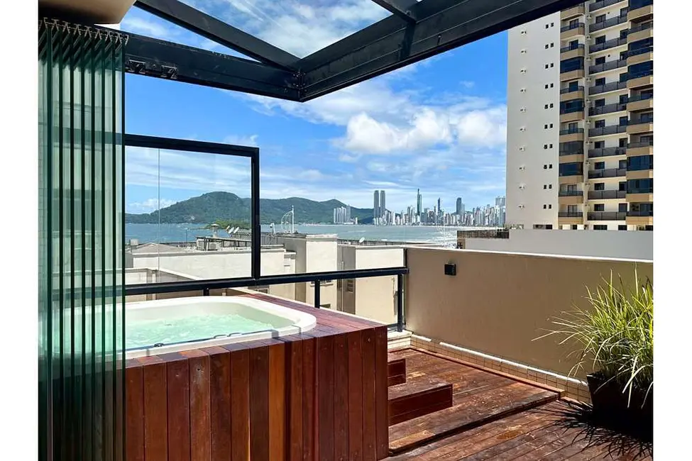 Apartamento com 4 quartos à venda, 149m2 em Centro, Balneario Camboriu - SC - imagem 1 Foto 1 de Apartamento com 4 quartos à venda, 149m2 em Centro, Balneario Camboriu - SC