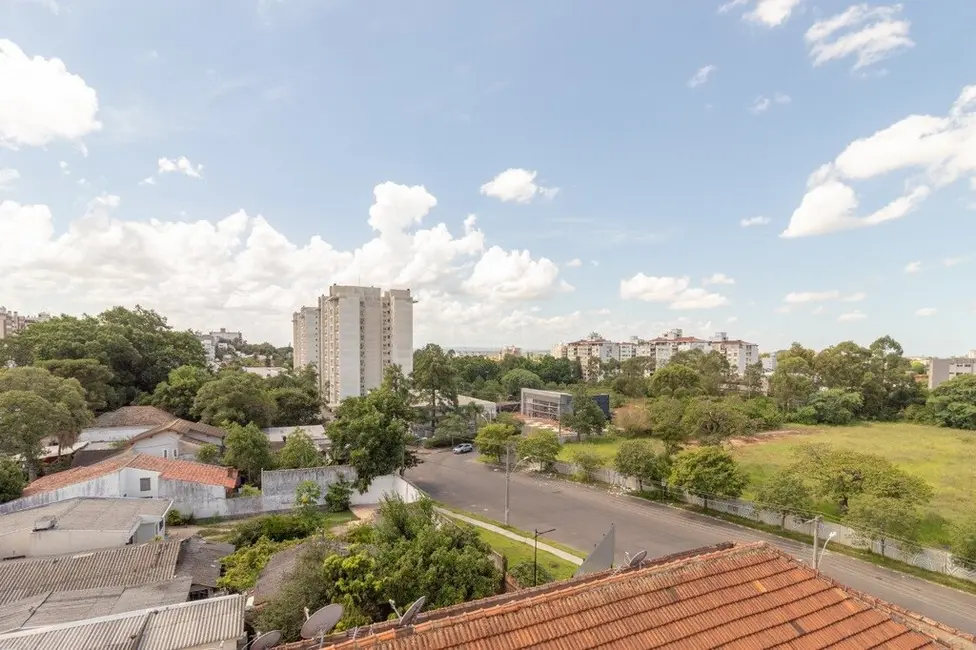Foto 9 de Prédio Inteiro à venda, 1700m2 em Jardim Lindóia, Porto Alegre - RS