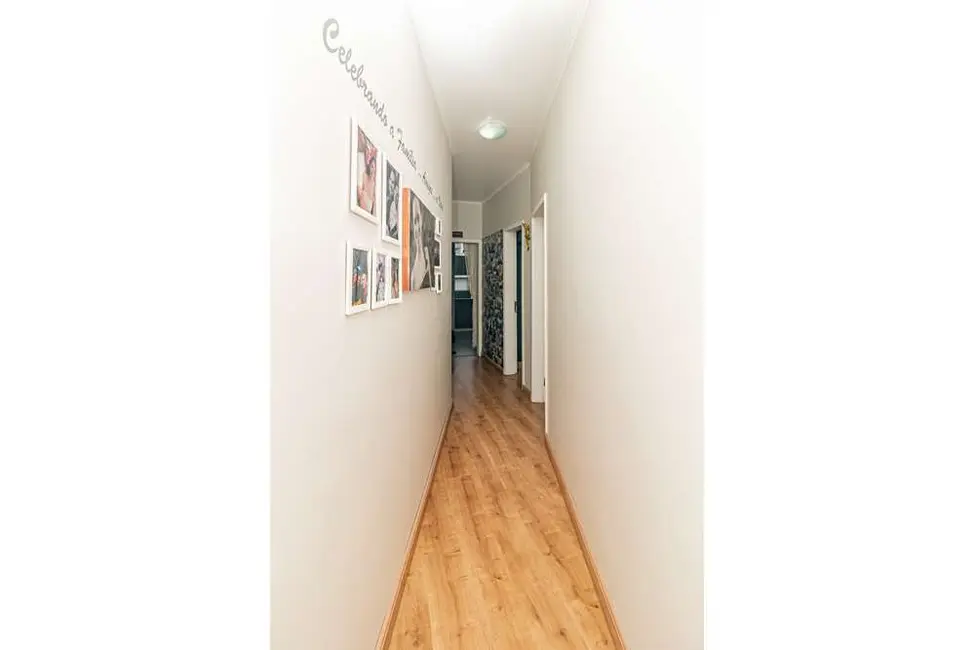 Apartamento com 3 quartos à venda, 106m2 em Petrópolis, Porto Alegre - RS - imagem 7 Foto 7 de Apartamento com 3 quartos à venda, 106m2 em Petrópolis, Porto Alegre - RS
