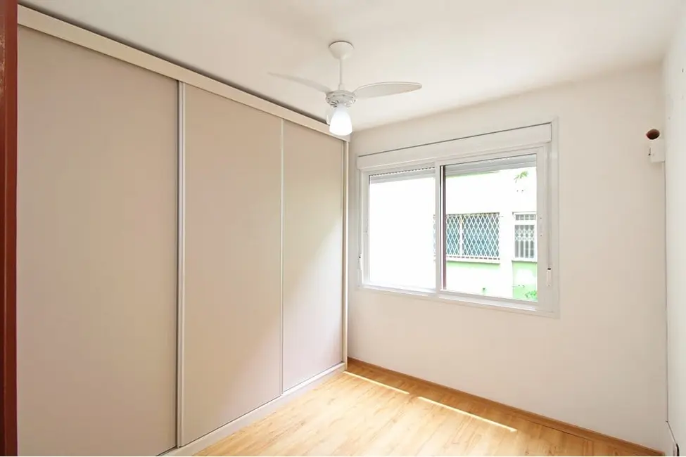 Foto 4 de Apartamento com 1 quarto à venda, 46m2 em Teresópolis, Porto Alegre - RS