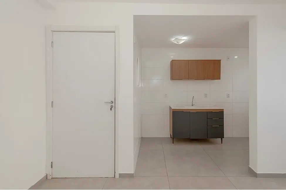 Foto 2 de Apartamento com 2 quartos à venda, 43m2 em Tristeza, Porto Alegre - RS
