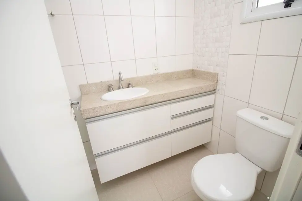 Foto 3 de Apartamento com 3 quartos à venda, 83m2 em Vila Ipiranga, Porto Alegre - RS