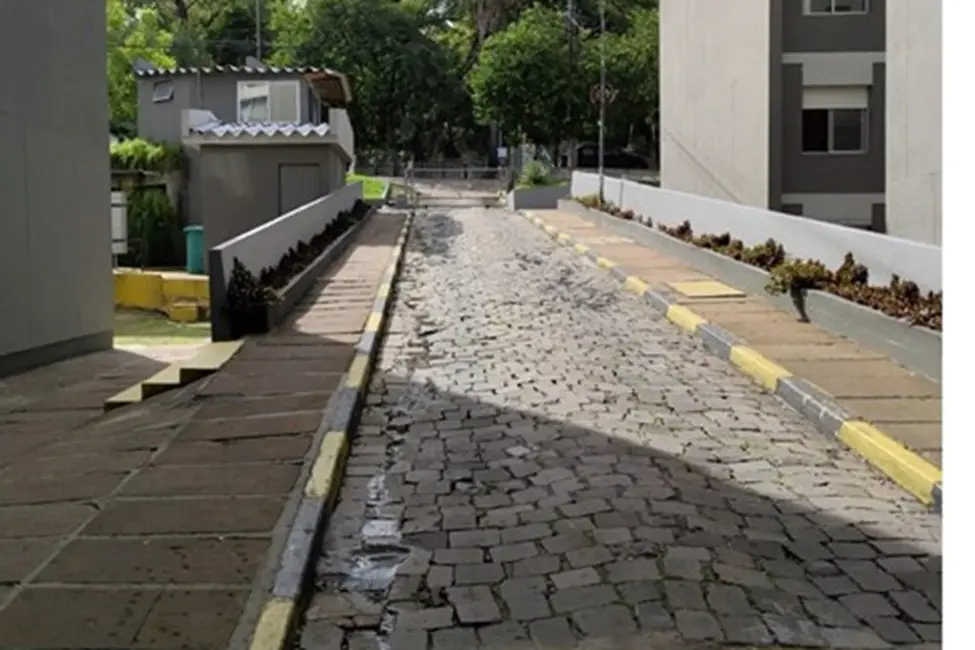 Foto 3 de Apartamento com 1 quarto à venda, 42m2 em Jardim Carvalho, Porto Alegre - RS