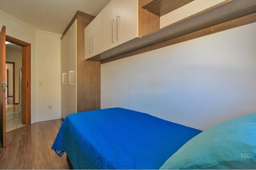 Casa com 4 quartos à venda, 201m2 em Espírito Santo, Porto Alegre - RS - imagem 8 Foto 8 de Casa com 4 quartos à venda, 201m2 em Espírito Santo, Porto Alegre - RS