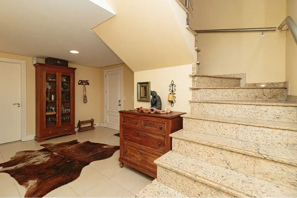 Casa de Condomínio com 3 quartos à venda, 298m2 em Taruma, Viamao - RS - imagem 9 Foto 9 de Casa de Condomínio com 3 quartos à venda, 298m2 em Taruma, Viamao - RS