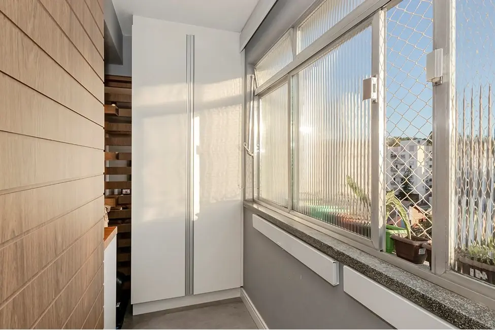 Apartamento com 3 quartos à venda, 100m2 em Menino Deus, Porto Alegre - RS - imagem 8 Foto 8 de Apartamento com 3 quartos à venda, 100m2 em Menino Deus, Porto Alegre - RS
