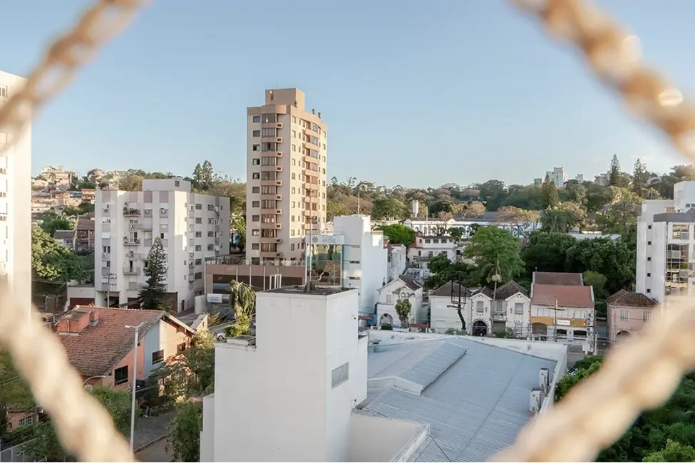 Apartamento com 3 quartos à venda, 100m2 em Menino Deus, Porto Alegre - RS - imagem 9 Foto 9 de Apartamento com 3 quartos à venda, 100m2 em Menino Deus, Porto Alegre - RS