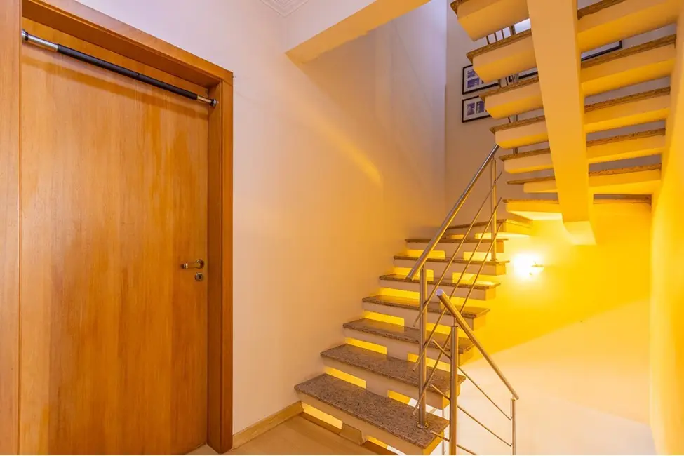 Foto 9 de Casa de Condomínio com 3 quartos à venda, 160m2 em Sarandi, Porto Alegre - RS