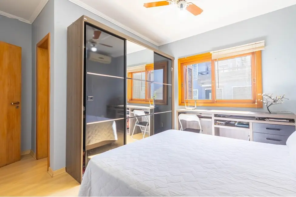 Foto 5 de Casa de Condomínio com 3 quartos à venda, 160m2 em Sarandi, Porto Alegre - RS