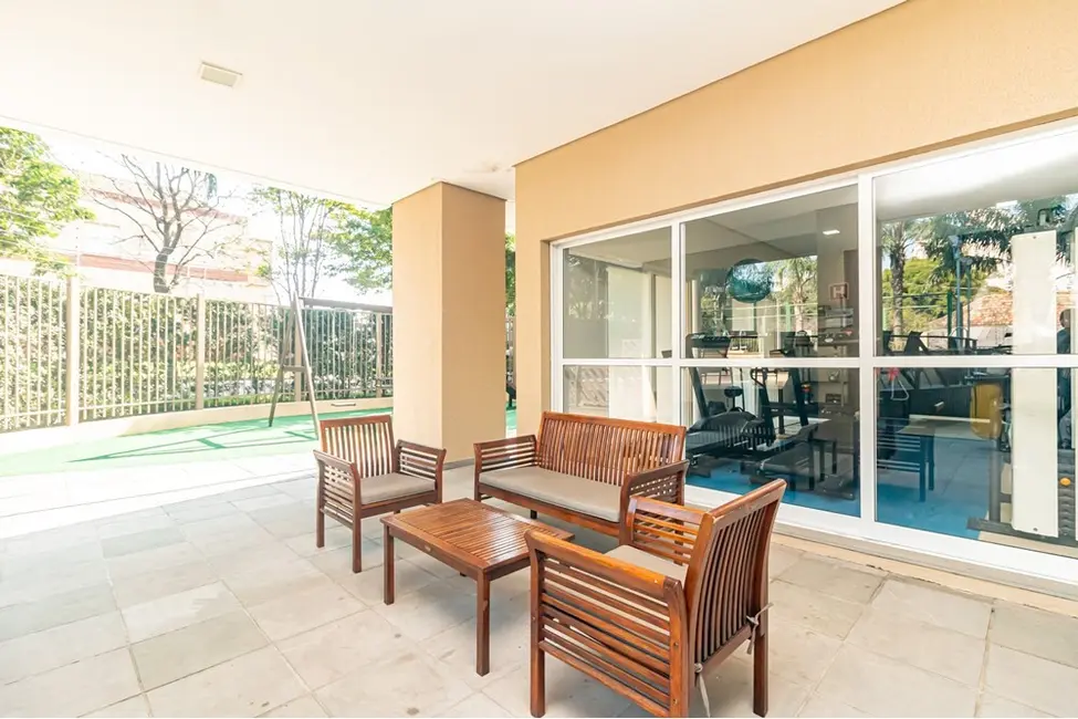 Apartamento com 3 quartos à venda, 72m2 em Passo da Areia, Porto Alegre - RS - imagem 6 Foto 6 de Apartamento com 3 quartos à venda, 72m2 em Passo da Areia, Porto Alegre - RS