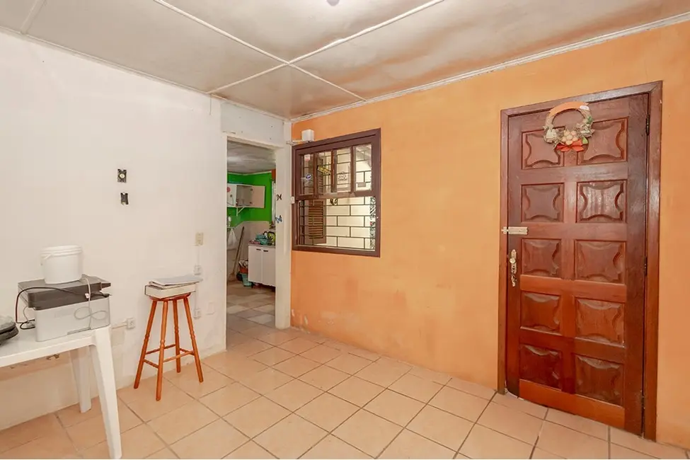 Casa com 4 quartos à venda, 130m2 em Espírito Santo, Porto Alegre - RS - imagem 9 Foto 9 de Casa com 4 quartos à venda, 130m2 em Espírito Santo, Porto Alegre - RS