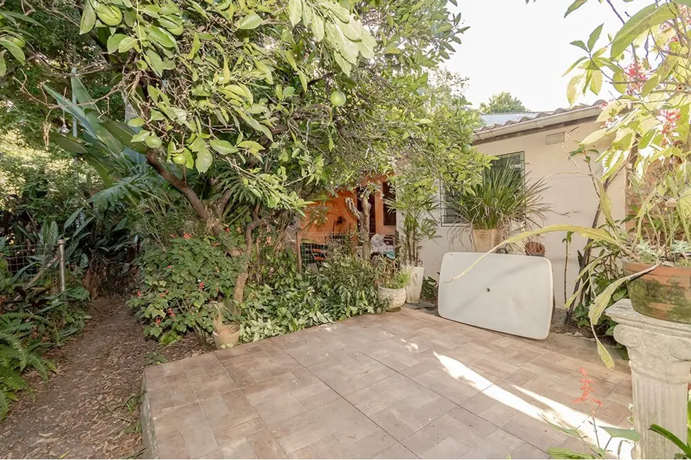 Casa com 4 quartos à venda, 130m2 em Espírito Santo, Porto Alegre - RS - imagem 4 Foto 4 de Casa com 4 quartos à venda, 130m2 em Espírito Santo, Porto Alegre - RS