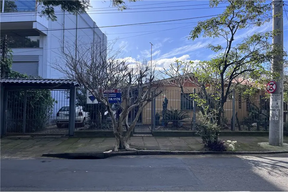 Casa com 2 quartos à venda, 276m2 em Sarandi, Porto Alegre - RS - imagem 3 Foto 3 de Casa com 2 quartos à venda, 276m2 em Sarandi, Porto Alegre - RS