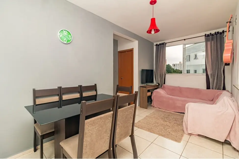 Apartamento com 2 quartos à venda, 45m2 em Rubem Berta, Porto Alegre - RS - imagem 1 Foto 1 de Apartamento com 2 quartos à venda, 45m2 em Rubem Berta, Porto Alegre - RS