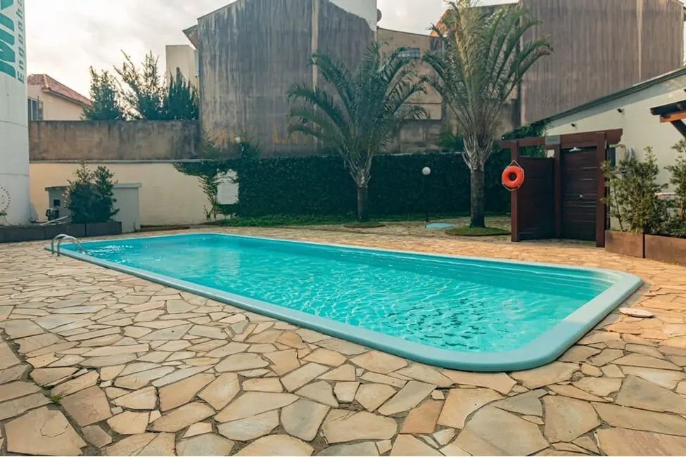 Apartamento com 2 quartos à venda, 45m2 em Rubem Berta, Porto Alegre - RS - imagem 2 Foto 2 de Apartamento com 2 quartos à venda, 45m2 em Rubem Berta, Porto Alegre - RS