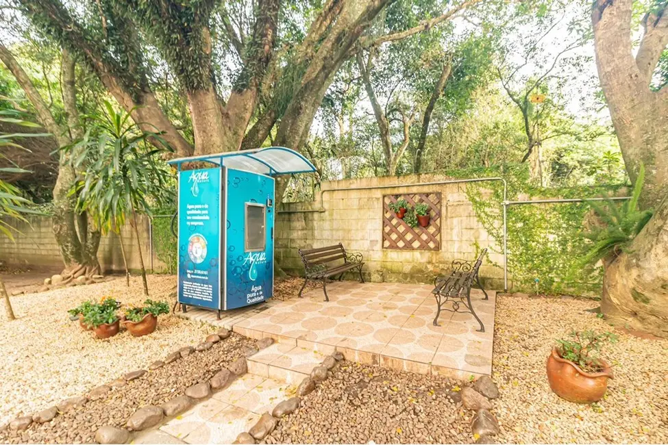 Apartamento com 2 quartos à venda, 45m2 em Rubem Berta, Porto Alegre - RS - imagem 8 Foto 8 de Apartamento com 2 quartos à venda, 45m2 em Rubem Berta, Porto Alegre - RS