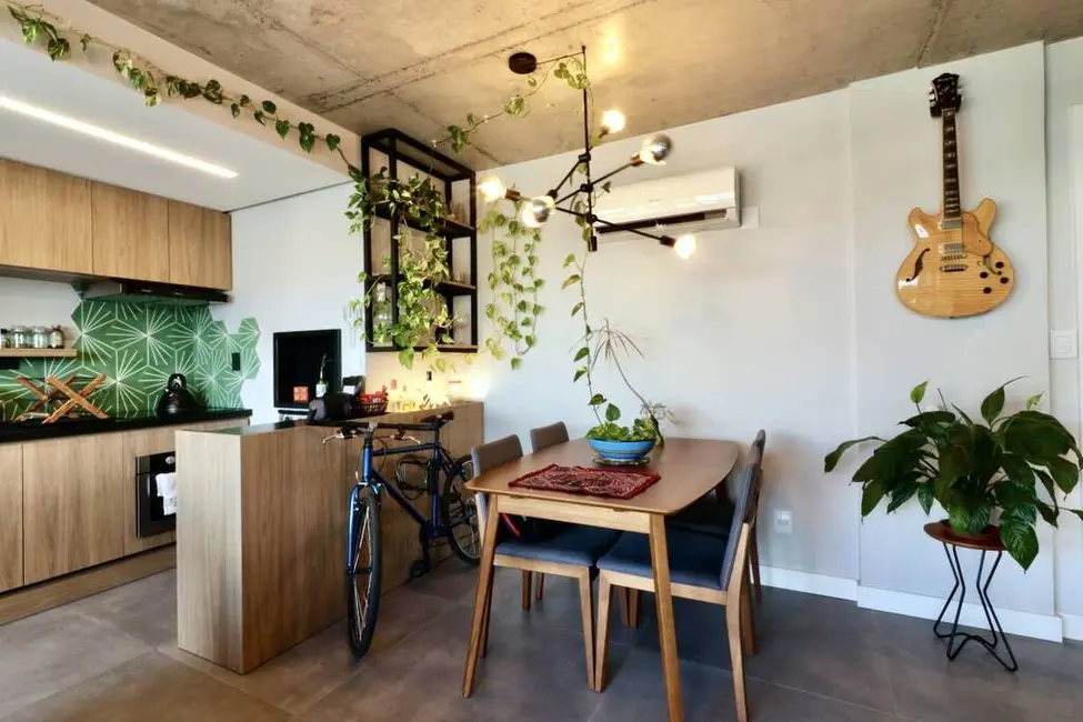 Foto 2 de Apartamento com 1 quarto à venda, 44m2 em Menino Deus, Porto Alegre - RS