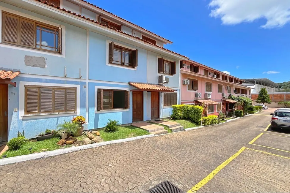 Foto 1 de Casa de Condomínio com 3 quartos à venda, 101m2 em Espírito Santo, Porto Alegre - RS