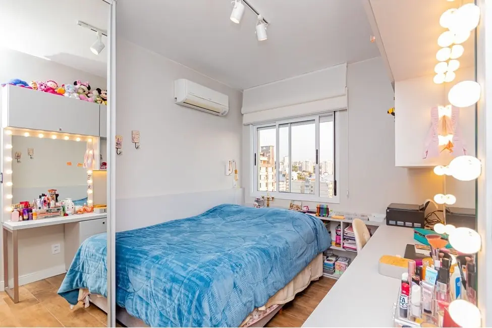 Apartamento com 2 quartos à venda, 79m2 em São Geraldo, Porto Alegre - RS - imagem 8 Foto 8 de Apartamento com 2 quartos à venda, 79m2 em São Geraldo, Porto Alegre - RS