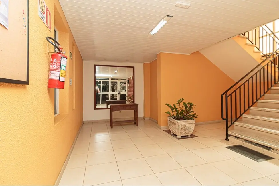 Foto 4 de Apartamento com 2 quartos à venda, 75m2 em São Geraldo, Porto Alegre - RS