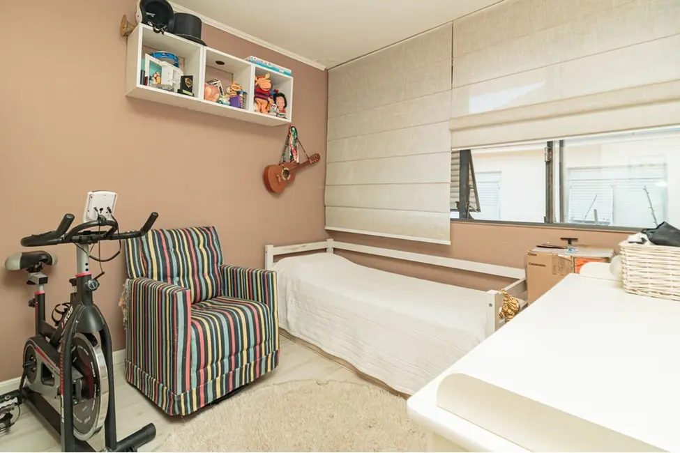Foto 2 de Apartamento com 2 quartos à venda, 75m2 em São Geraldo, Porto Alegre - RS