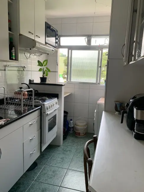 Apartamento com 2 quartos à venda, 55m2 em Passo da Areia, Porto Alegre - RS - imagem 6 Foto 6 de Apartamento com 2 quartos à venda, 55m2 em Passo da Areia, Porto Alegre - RS