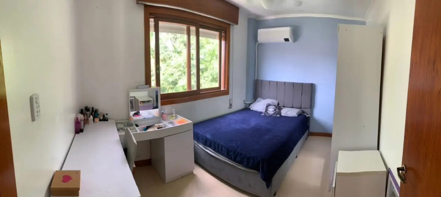 Apartamento com 2 quartos à venda, 55m2 em Passo da Areia, Porto Alegre - RS - imagem 8 Foto 8 de Apartamento com 2 quartos à venda, 55m2 em Passo da Areia, Porto Alegre - RS