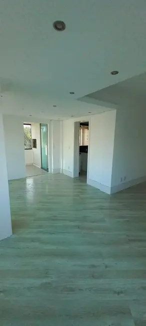 Foto 9 de Apartamento com 3 quartos à venda, 108m2 em Jardim Itu, Porto Alegre - RS