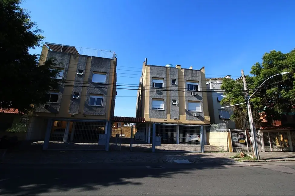 Cobertura com 2 quartos à venda, 114m2 em Nonoai, Porto Alegre - RS - imagem 4 Foto 4 de Cobertura com 2 quartos à venda, 114m2 em Nonoai, Porto Alegre - RS