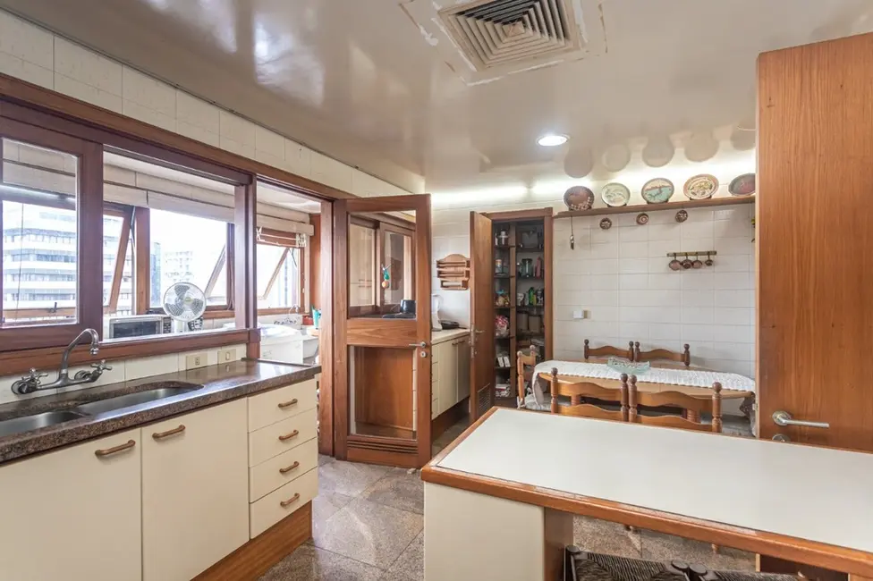 Foto 5 de Apartamento com 4 quartos à venda, 352m2 em Moinhos de Vento, Porto Alegre - RS