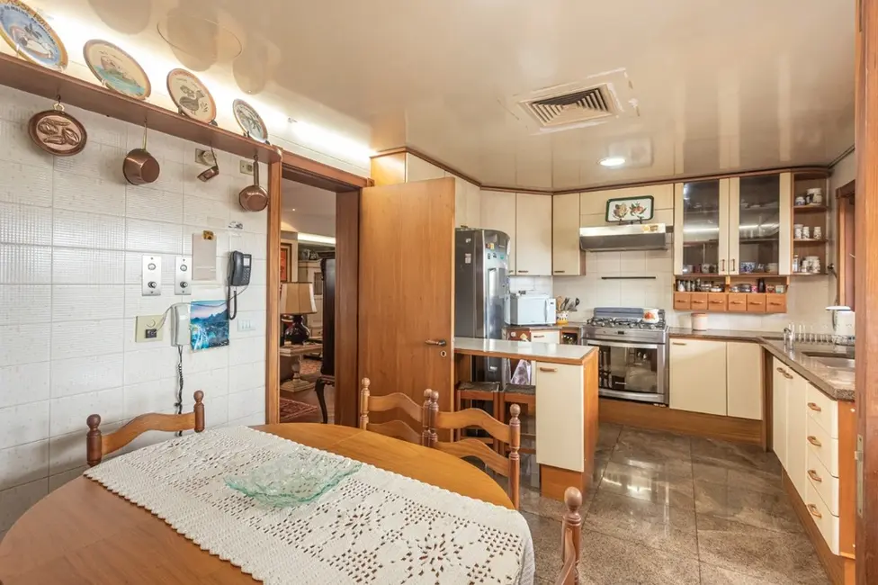 Foto 3 de Apartamento com 4 quartos à venda, 352m2 em Moinhos de Vento, Porto Alegre - RS