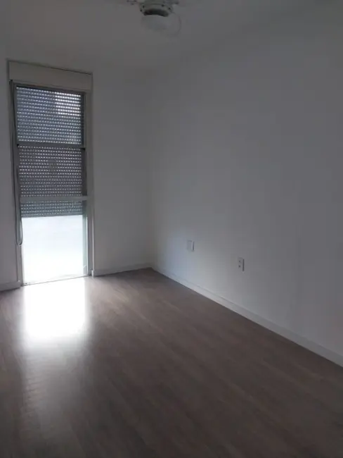 Foto 7 de Apartamento com 1 quarto à venda, 40m2 em Humaitá, Porto Alegre - RS