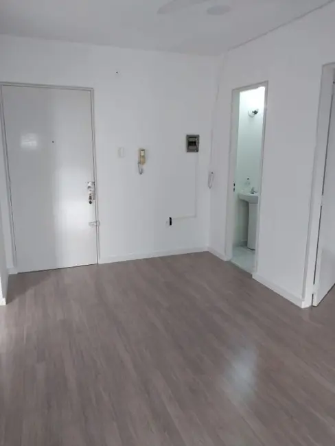 Foto 4 de Apartamento com 1 quarto à venda, 40m2 em Humaitá, Porto Alegre - RS